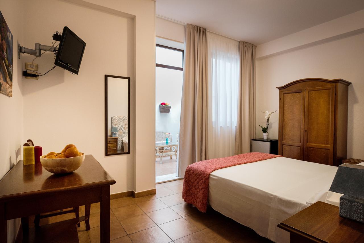 לינה וארוחת בוקר פוצאלו Cabrera House מראה חיצוני תמונה