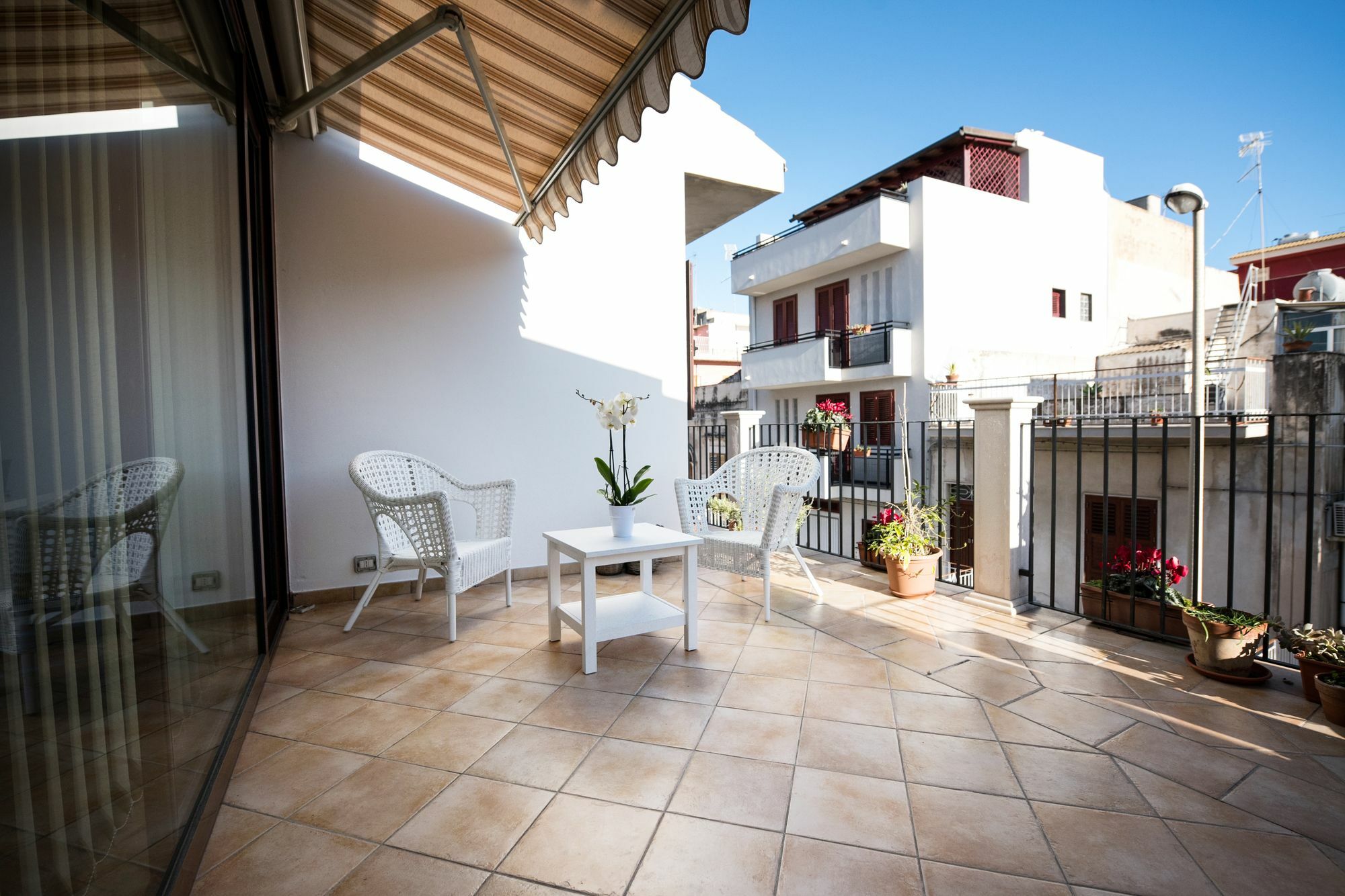 לינה וארוחת בוקר פוצאלו Cabrera House מראה חיצוני תמונה